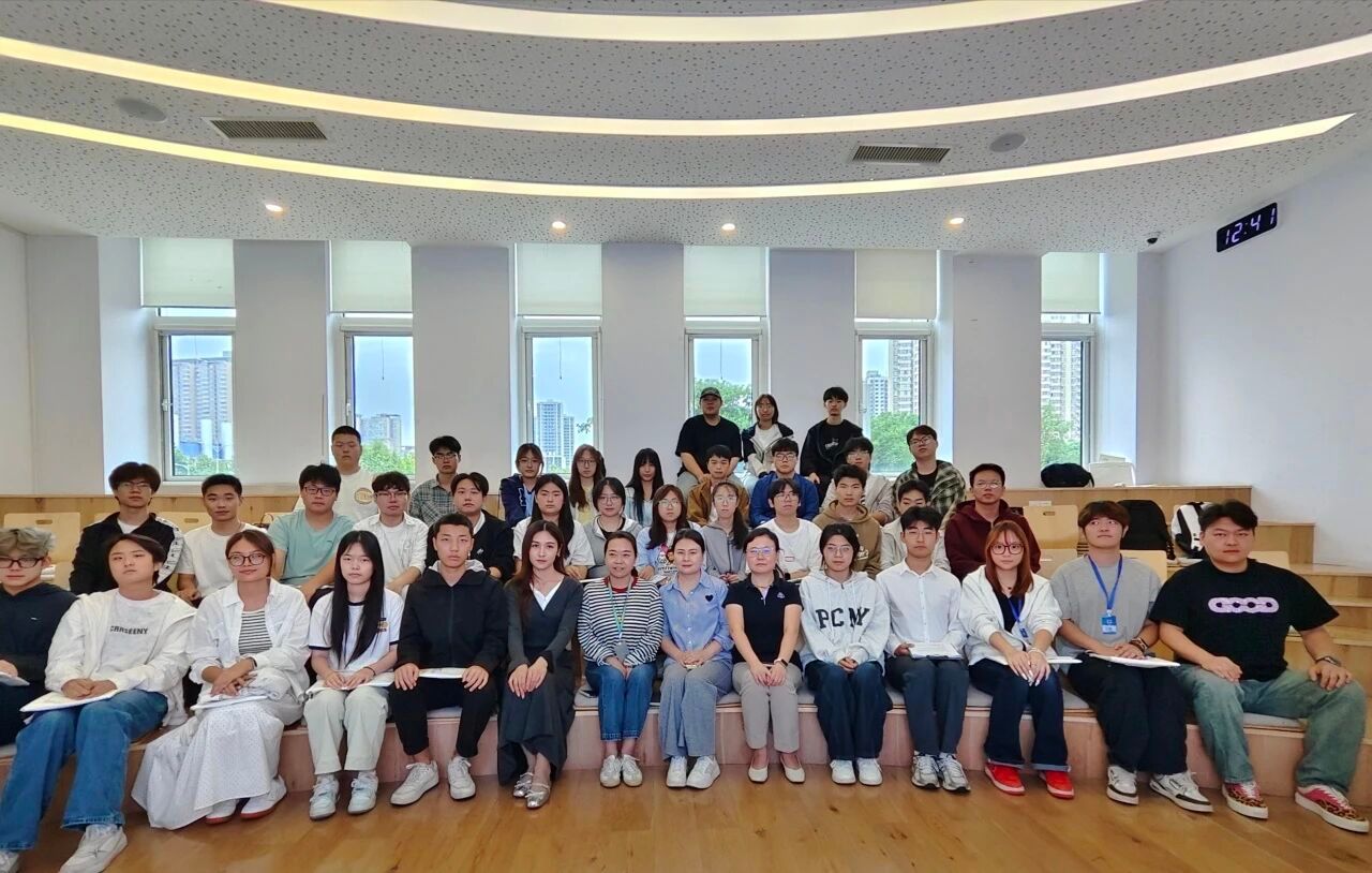 2C9B4